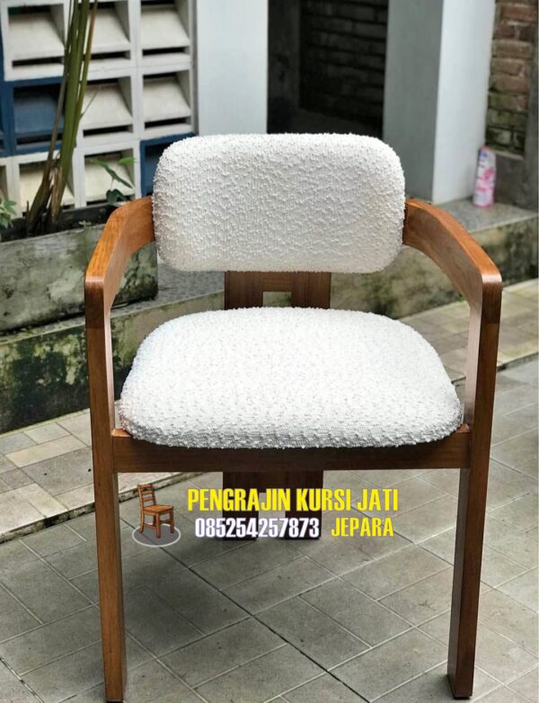 Kursi Jati with Foam