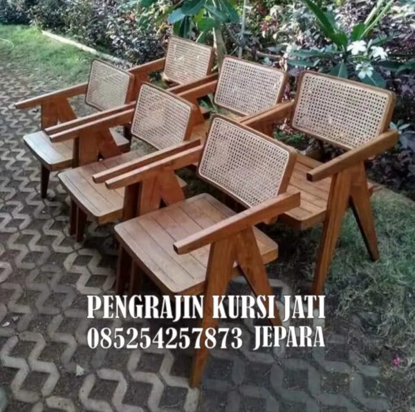 kursi jati kombinasi rotan, kursi jati rotan, kursi cafe modern, kursi jati minimalis, kursi jati jepara, pengrajin kursi jati, pengrajin kursi jati bagus, kursi jati rotan murah, kursi jati minimalis jepara