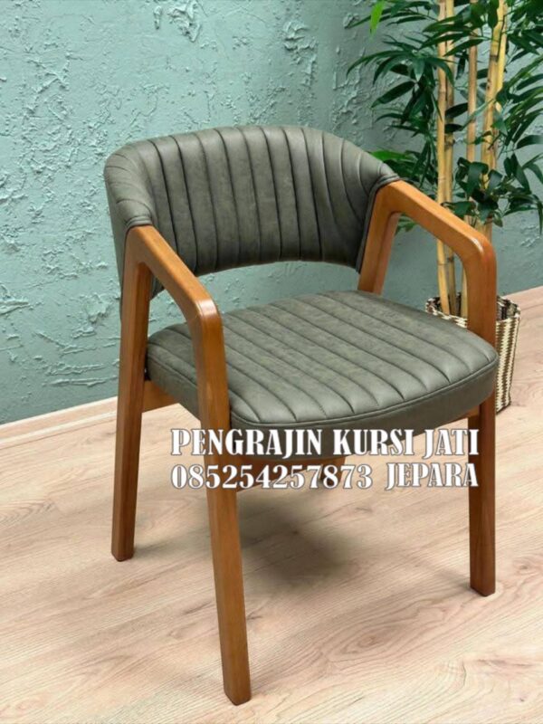 Kursi Jati Minimalis Modern dengan Jok Premium
