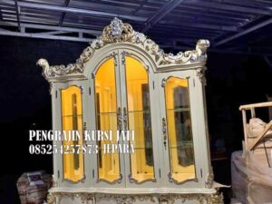 Lemari Hias Mewah Jepara