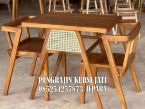 Set Meja Makan Minimalis Kursi Rotan Jati Jepara