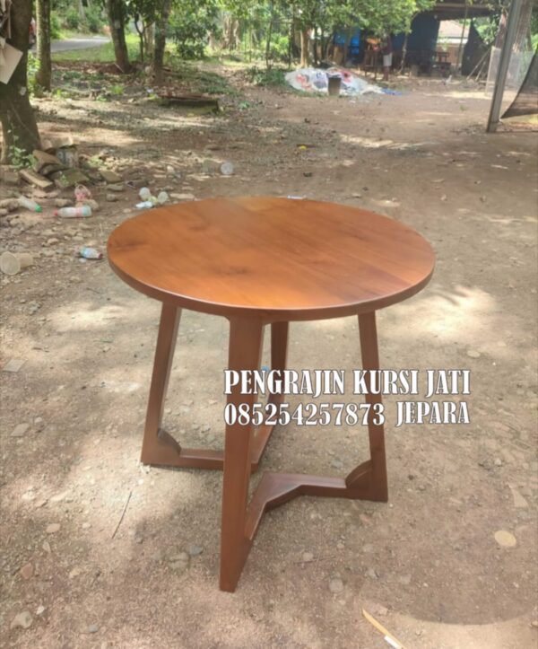 Meja Bulat Kayu Jati Minimalis
