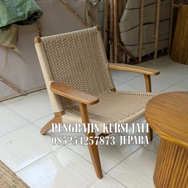 Kursi Santai Anyaman Kayu Jati Jepara Kursi Santai Anyaman Kayu Jati Jepara